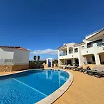 Апартаменты Casa Julio-rooftop Terrace & Pool 5 Min To *