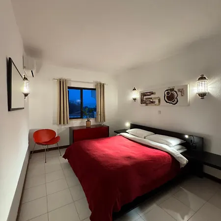Casa Julio-rooftop Terrace & Pool 5 Min To Carvoeiro (Lagoa)
