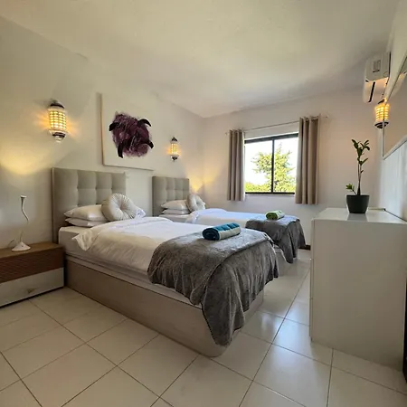 Casa Julio-rooftop Terrace & Pool 5 Min To קארבואירו