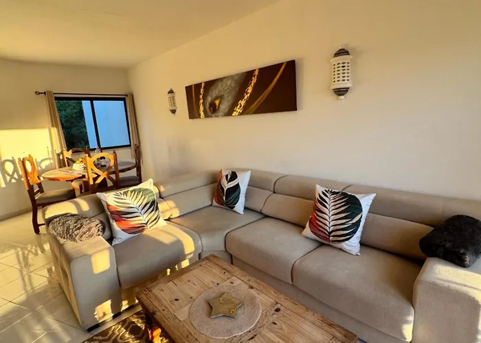 Casa Julio-rooftop Terrace & Pool 5 Min To * Carvoeiro (Lagoa)