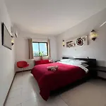 Casa Julio-rooftop Terrace & Pool 5 Min To * Carvoeiro