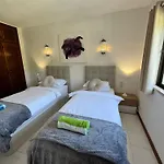 Apartman Casa Julio-rooftop Terrace & Pool 5 Min To *